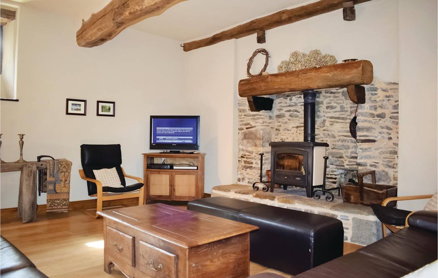 Apt de 165m2 avec parking, jardin et vue sur la rivière in Sougéal, Région de Saint-Malo