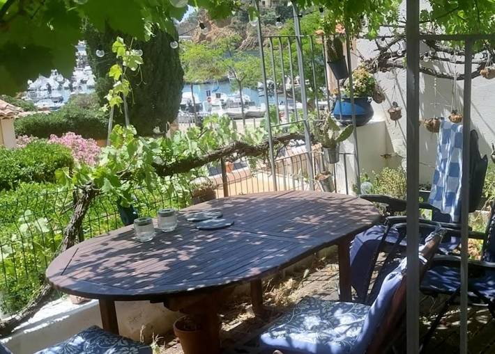 Maison de vacances pour 3 personnes, avec Terrasse ainsi que Jardin et Vue à Ensuès-la-Redonne