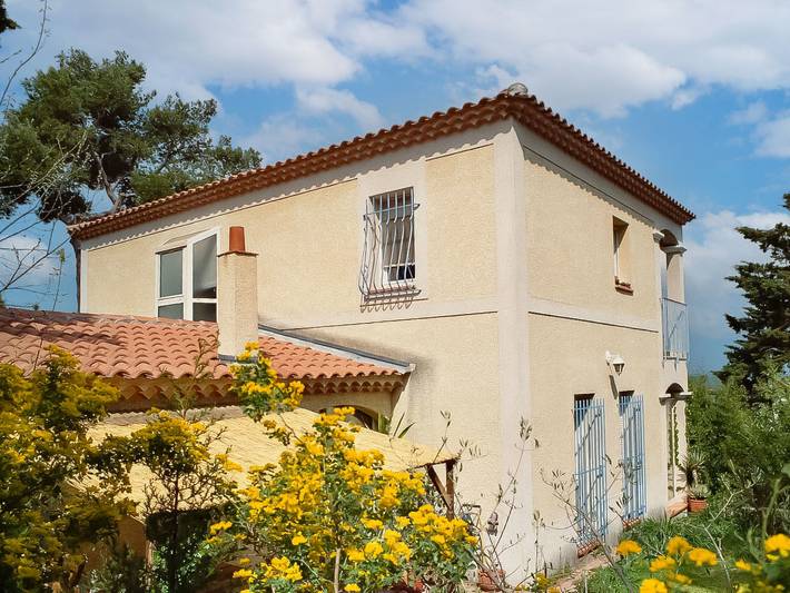 Maison de vacances pour 5 personnes, avec Terrasse ainsi que Jardin et Vue à Villeneuve-lès-Avignon
