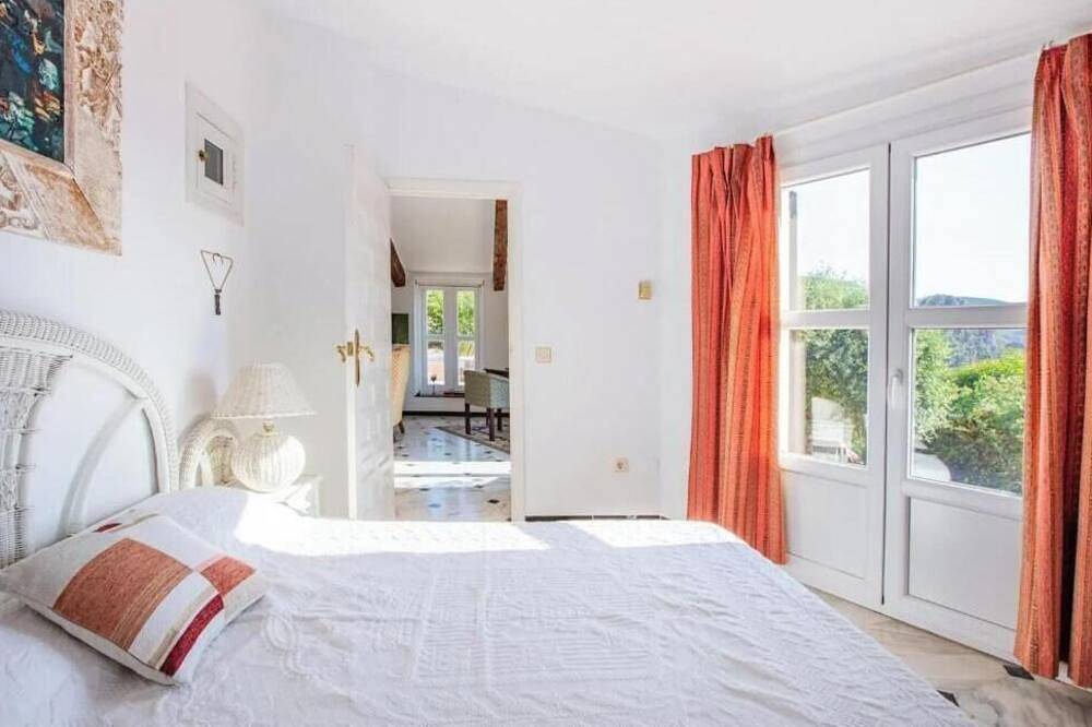 Private Villa with 180º Mountain Views, Pool & Bbq Terrace in Sierra Cabrera in Cortijo Cabrera, Turre