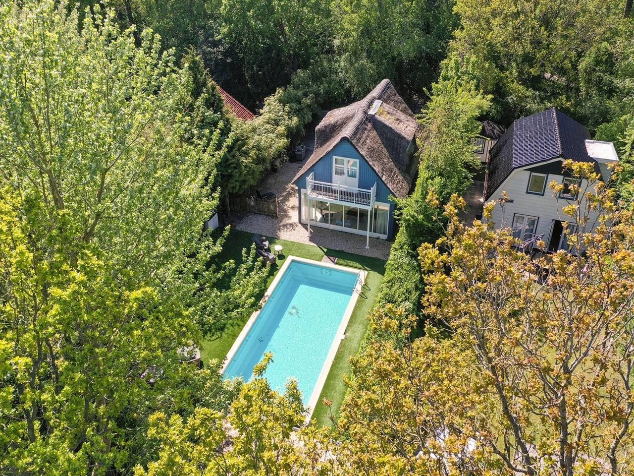 Heerlijke 4 persoons villa met privé zwembad in De Koog, Nederlandse waddeneilanden