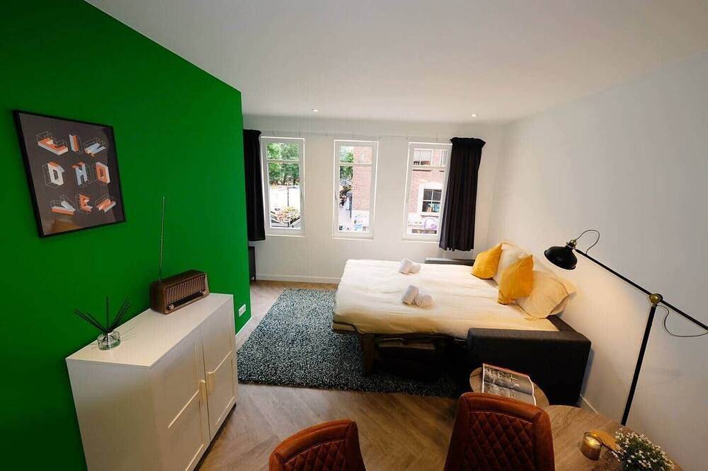 Entire apartment, Luxury 60m2 Apartment with Terrace (R-65-A) in Eindhoven, North Brabant