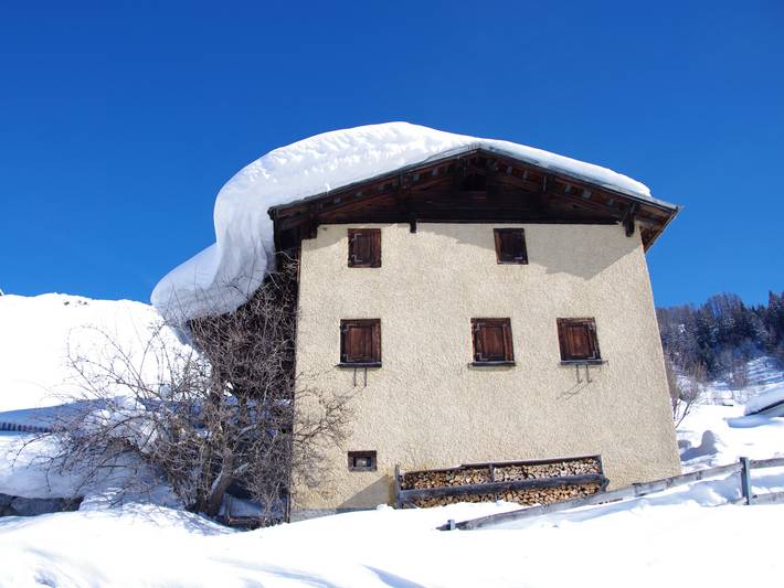 Ferienwohnung für 6 Personen, mit Balkon und Terrasse in Safiental - 2