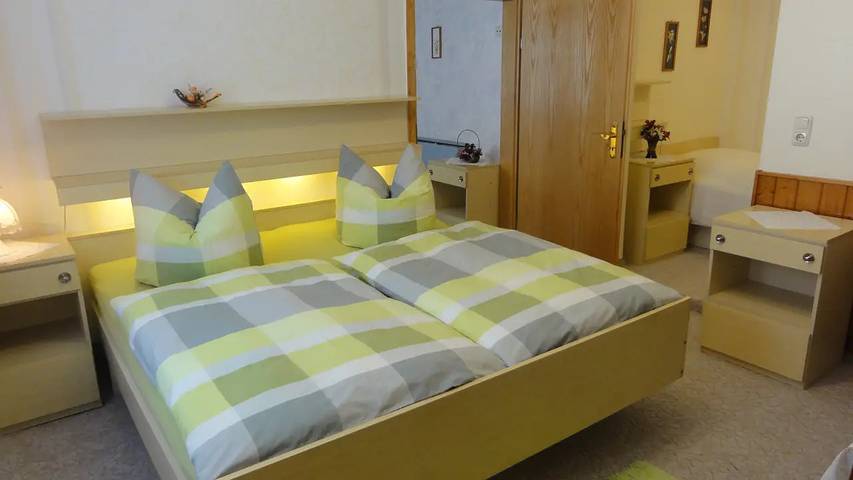 Ferienwohnung für 4 Personen, mit Balkon in Floh-Seligenthal - 4