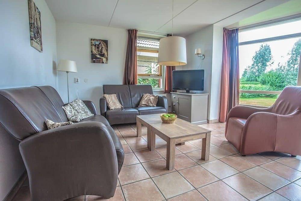 Bungalow voorzien van sauna en 3 slaapkamers in Medemblik, IJsselmeer