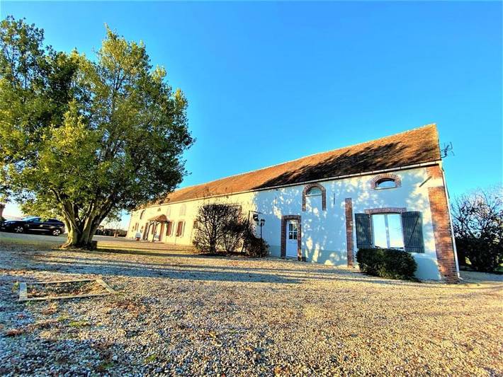 Location de vacances pour 24 personnes, avec sauna et jardin dans Piffonds