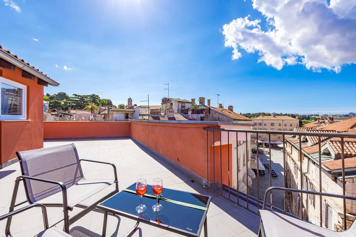 Studio für 2 Personen, mit Balkon und Terrasse in Pula-Medulin
