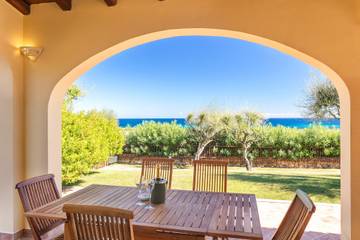 Casa Vacanza per 4 Persone in La Padula Sicca, San Teodoro, Foto 1