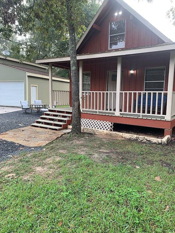 The Cedar Shack near Lake Conroe in Lake Conroe