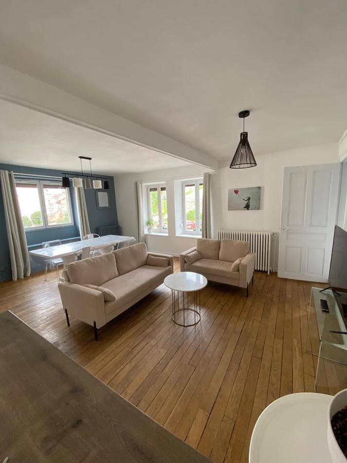 Gîte pour 2 personnes, avec balcon et vue dans Abbaye Saint Colomban et Son Cloitre - 2