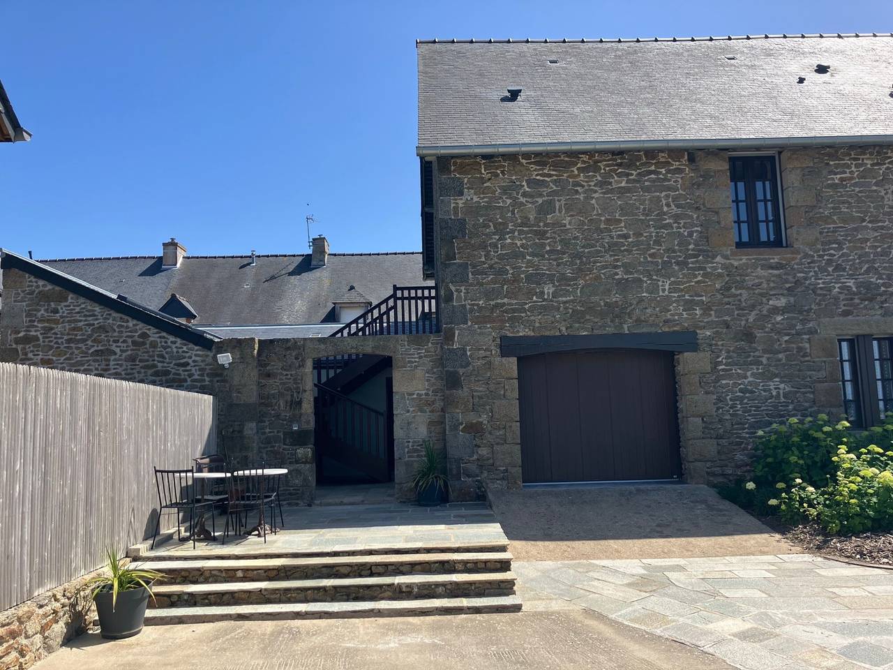Chambre d’hôtes « Chambre Bleue – 300 m de la plage » avec Wi-Fi in Saint-Coulomb, Région de Saint-Malo