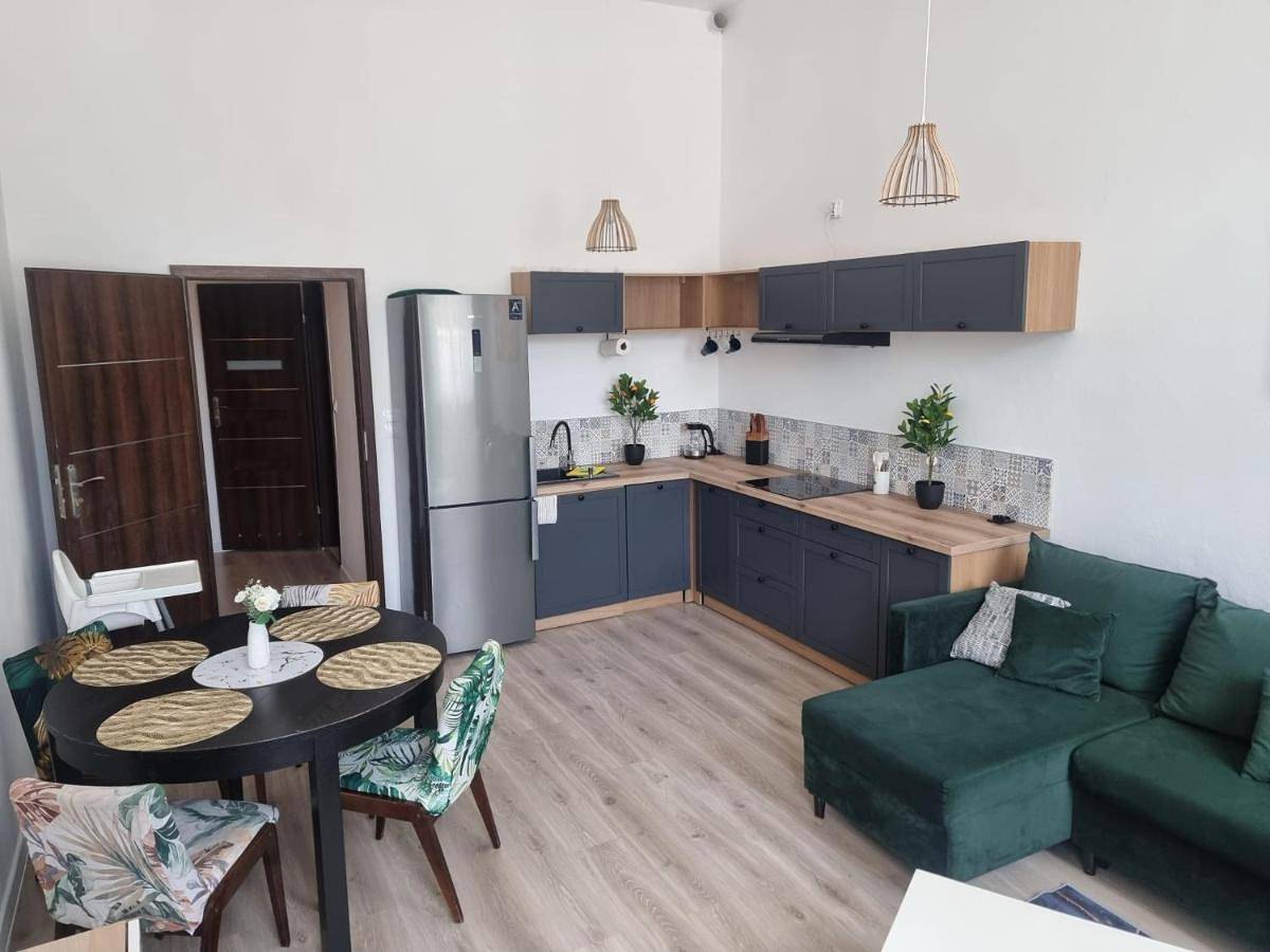 Cały apartament, Two-Bedroom Apartment in Świdnica, Dolny Śląsk