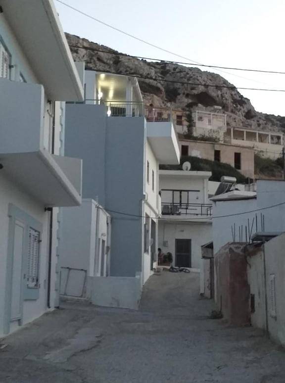 Gîte pour 3 personnes, avec balcon et vue, adapté aux familles dans Matala - 4