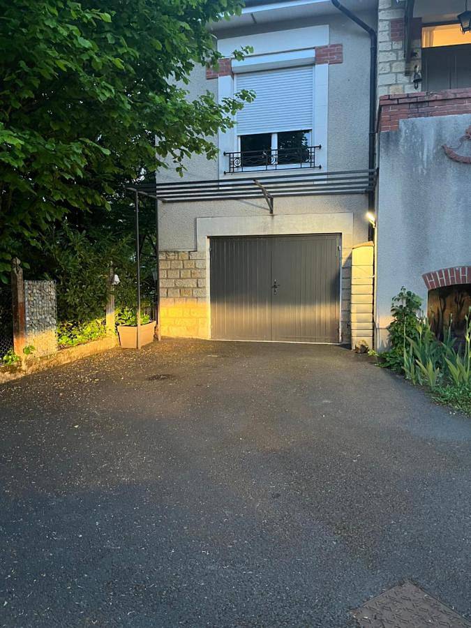 Location de vacances pour 5 personnes, avec vue et jardin à Nevers - 2