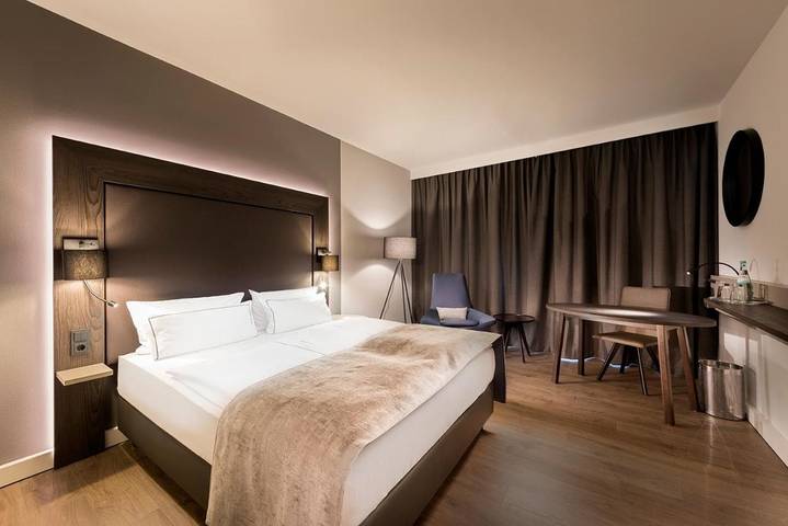 Hotel für 2 Personen, mit Terrasse und Sauna sowie Pool, mit Haustier in Spandau - 3