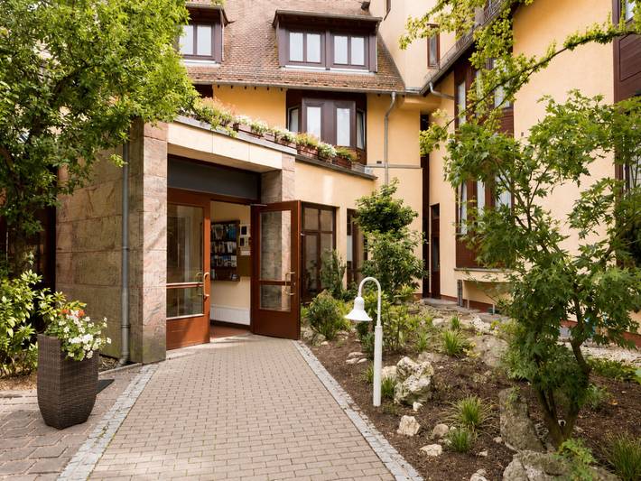 Ferienwohnung, mit Terrasse und Garten sowie Sauna in Nürnberg