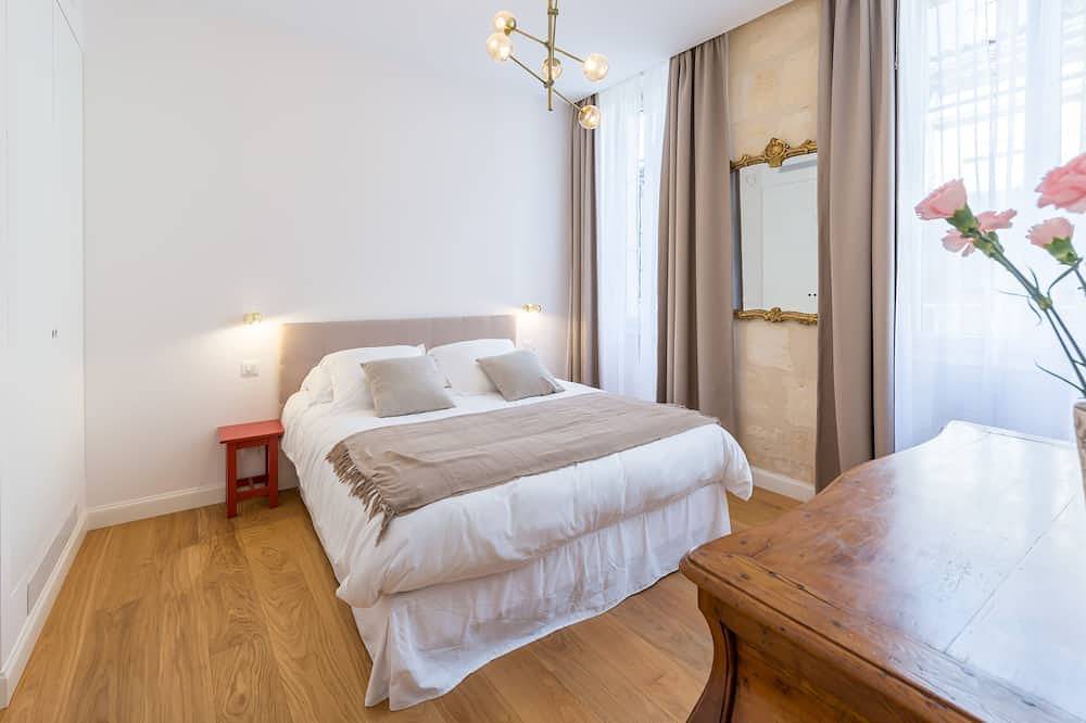 Belle maison d'hôtes avec terrasse et jacuzzi en plein centre in Bordeaux, Région de Bordeaux