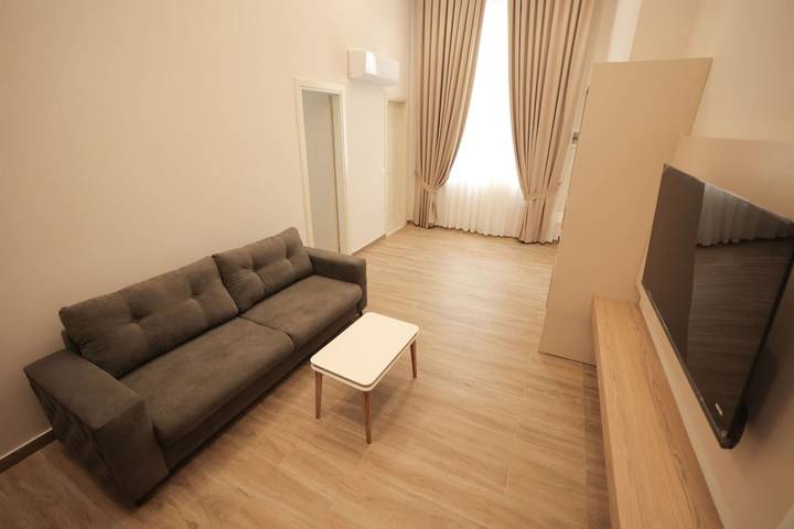 Ganze Wohnung, Ferienwohnung für 5 Personen in Durrës, Albanien