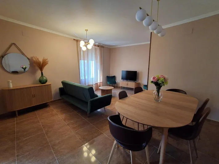 Ferienwohnung für 6 Personen, mit Ausblick und Terrasse - 1