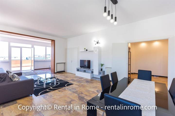 Ganze Wohnung, Ferienwohnung für 7 Personen mit Balkon/Terrasse in Rom, Rom Provinz