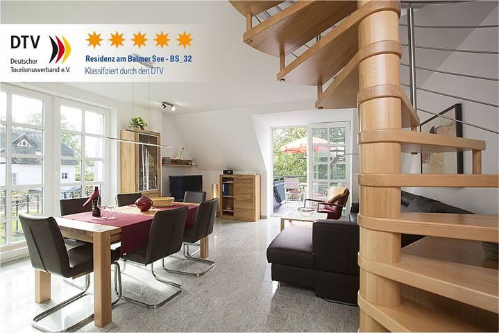 Ferienwohnung für 4 Personen, mit Seeblick und Balkon sowie Sauna und Ausblick, mit Haustier