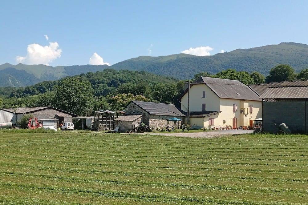 Gîte du Binet in Eysus, Béarn