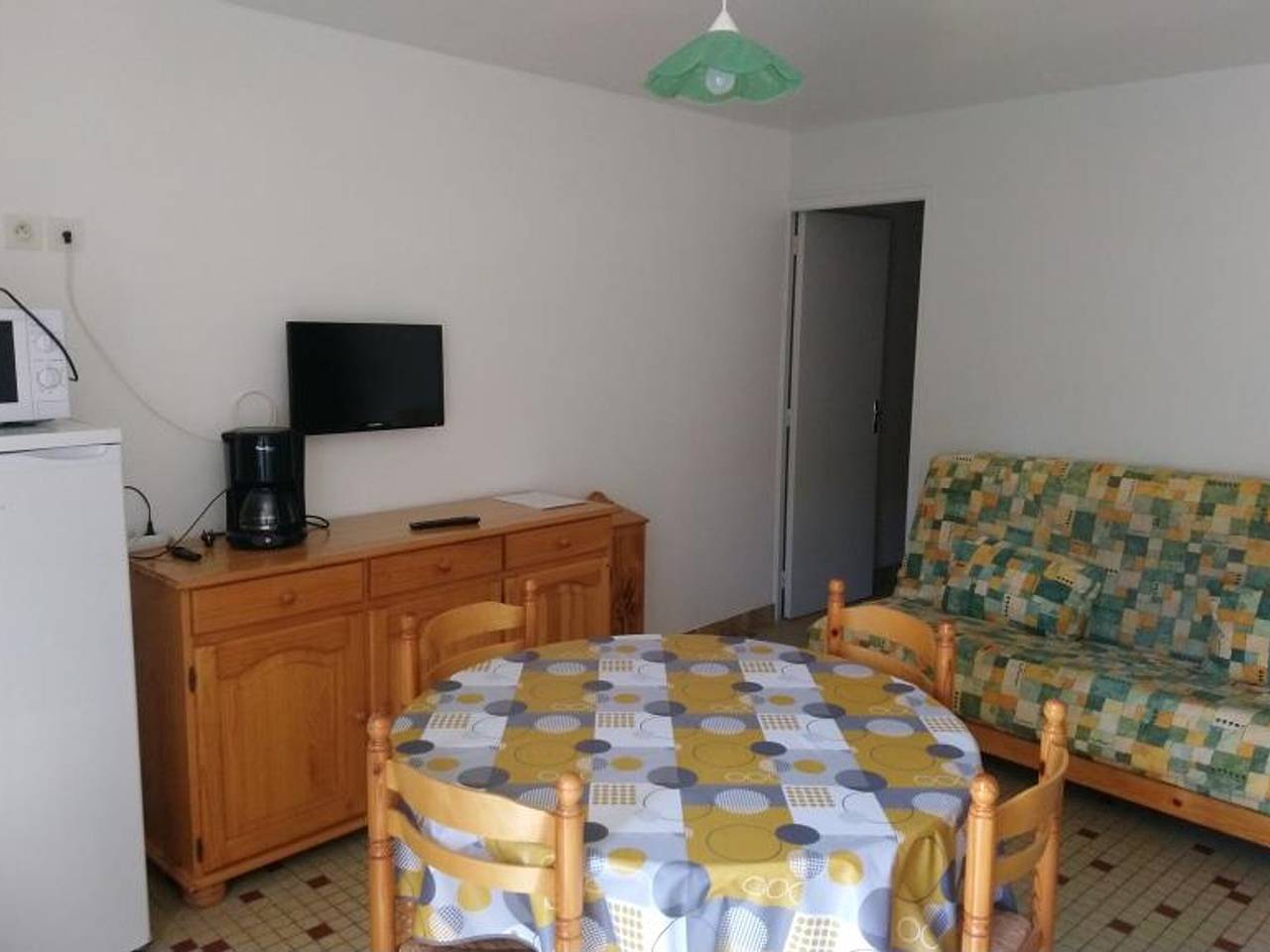2-bedroom house 900m from beach, terrace & Bbq in Notre-Dame-de-Monts, Vendée