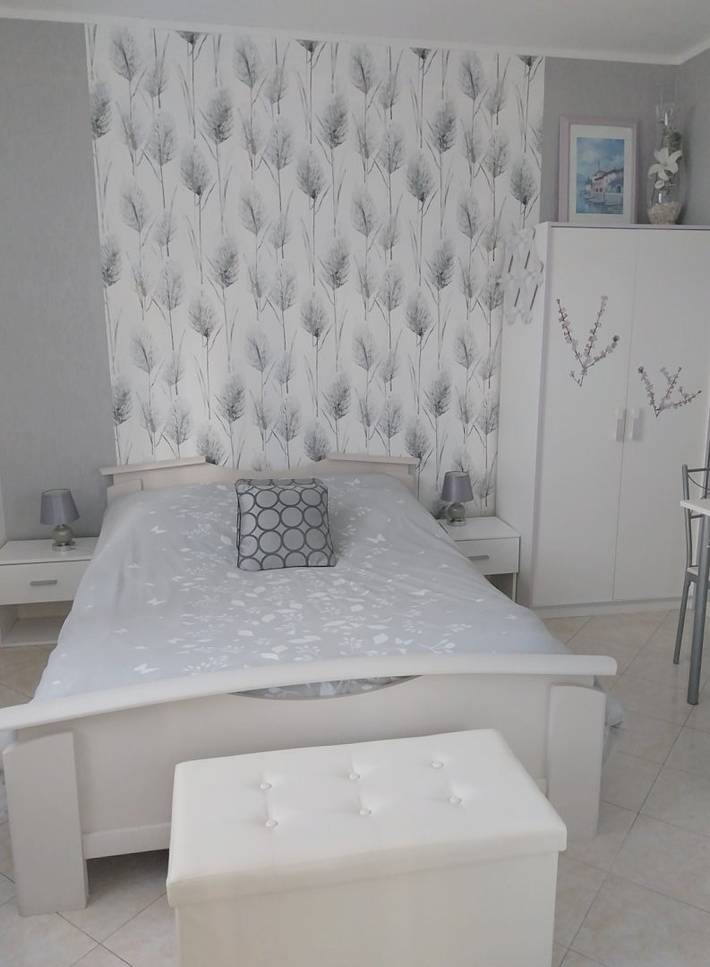 Chambre d’hôte pour 2 personnes, avec piscine et jardin dans les Alpes maritimes - 2