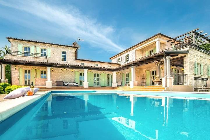 Villa für 11 Personen, mit Balkon und Sauna sowie Garten - 1