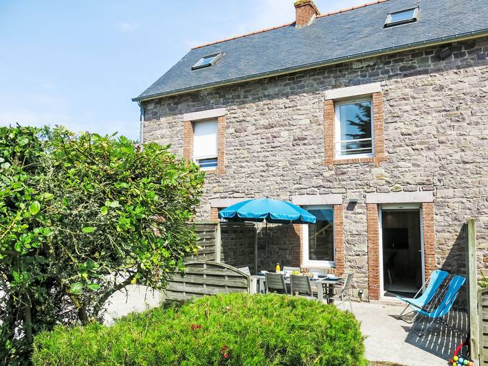 Ferienhaus für 6 Personen, mit Terrasse und Garten in Fréhel
