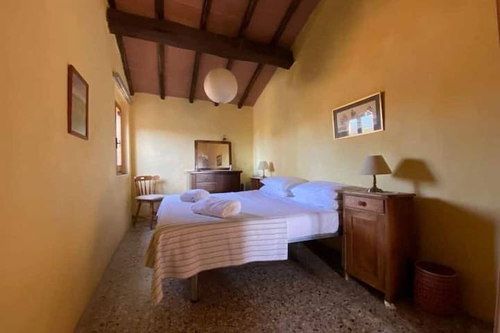 Gorgeously restored tranquil farmhouse in Castiglione del Lago, Lac Trasimène