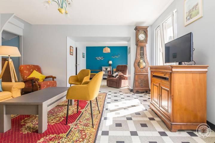 Gîte pour 6 personnes, avec jardin