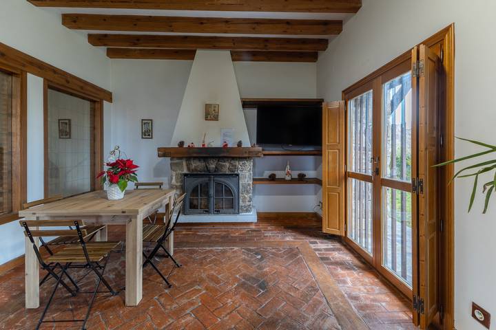 Casa rural para 15 personas, con balcón y jardín, Se admiten mascotas en Provincia de Segovia - 4