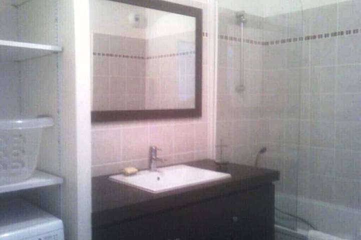 Villa pour 6 personnes, avec terrasse ainsi que piscine et jardin à Sète - 4