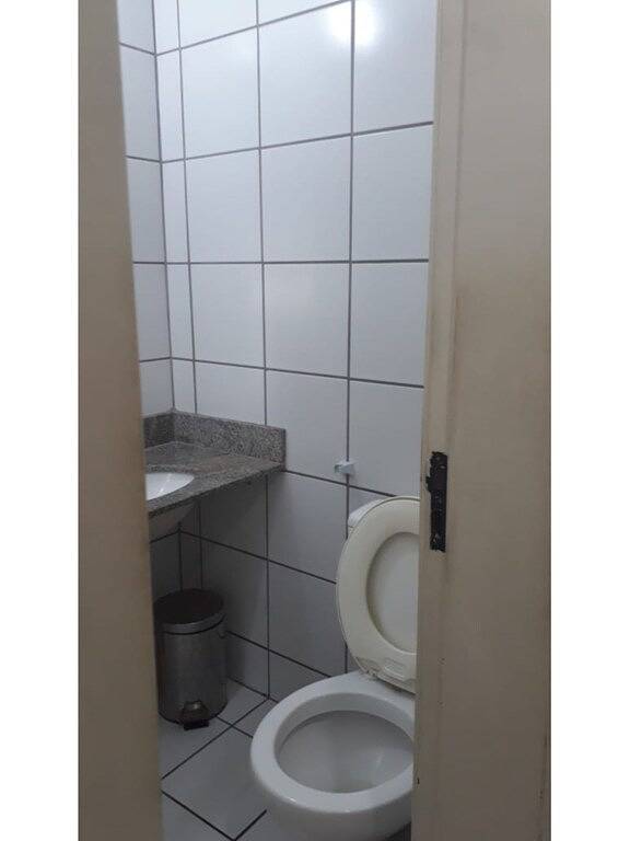 Casas e apartamentos de temporada para 5 pessoas, com piscina e jardim e ainda balcão em Fortaleza