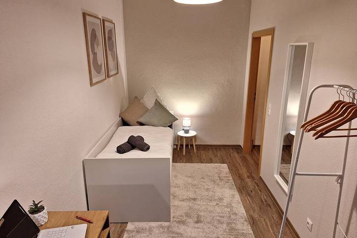 Ganze Wohnung, Ehrwürdig wohnen am hinteren Kassberg in Chemnitz, Chemnitz und Umgebung