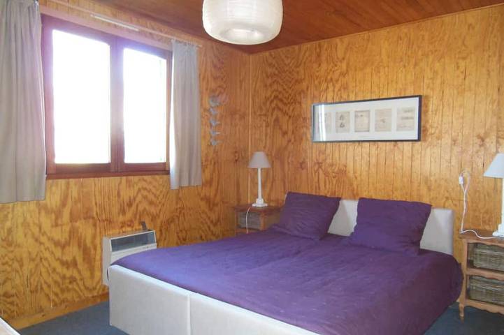 Gîte pour 8 personnes, avec terrasse et jardin à La Tour-d'Auvergne - 2