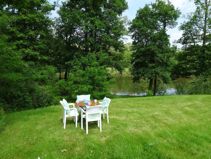 Gîte pour 7 personnes, avec Piscine à Écuras - 4