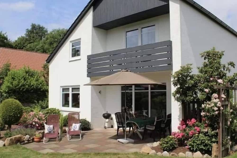Ganze Wohnung, Ferienwohnung \"Pfötchenparadies I\" für 4 Erwachsene, 2 Kinder und 6 Hunde. in Langen (Geestland), Geestland