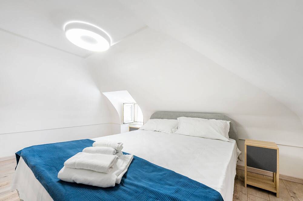 Appartamento intero, Dimore del Porto - Due Camere da Letto Appartamento, Ospiti Massimo 8 in Procida, Napoli e dintorni