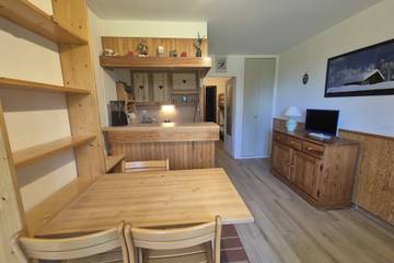 Gîte pour 4 personnes, avec balcon dans Le Revard