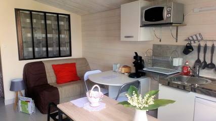 Gîte pour 4 personnes, avec terrasse ainsi que jacuzzi et jardin en Vendée
