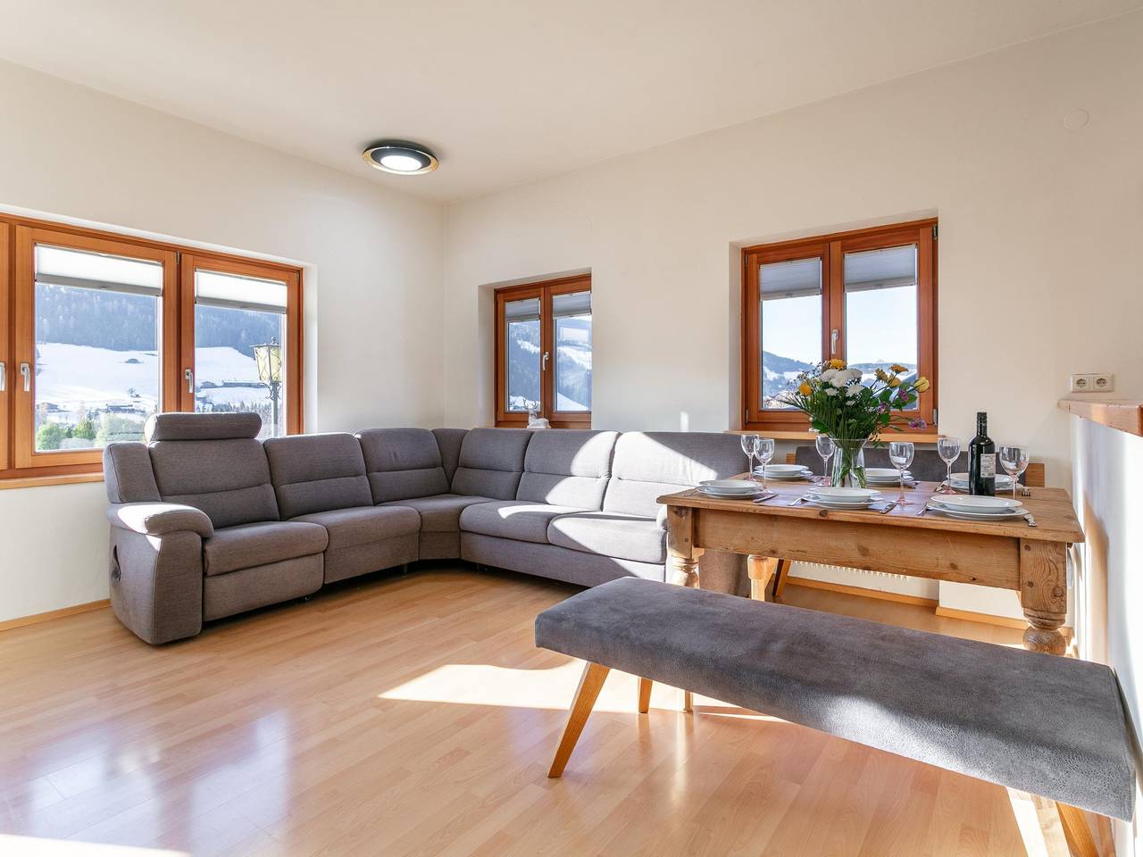 Geheel appartement, Ruim appartement dicht bij het centrum in Alpbach, Kaisergebirge