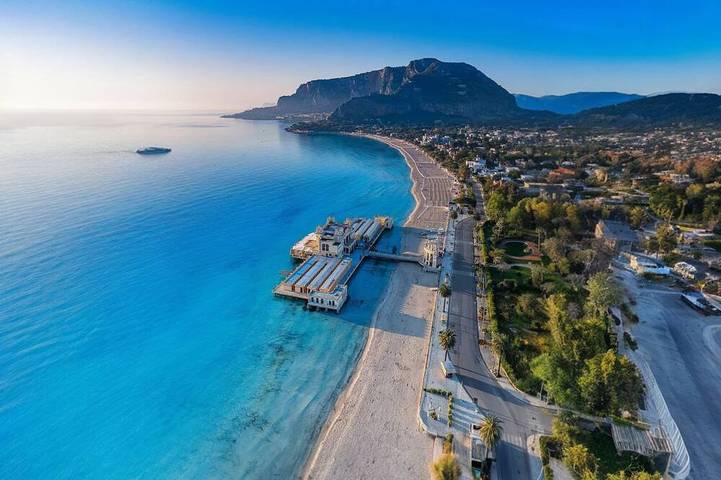 Ferienhaus für 5 Personen, mit Garten und Terrasse in Mondello
