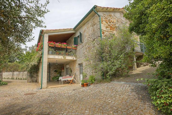 Casa rural para 2 personas, con vistas además de jardín y piscina en Distrito de Viseu - 2
