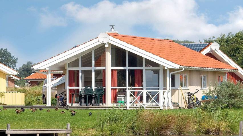Ferienhaus für 6 Personen, mit Ausblick und Terrasse sowie Garten und Sauna in Otterndorf