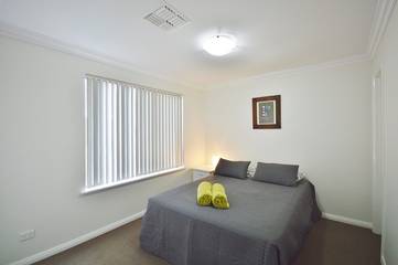 Holiday Home for 10 People in Kalbarri, Western Australia, Photo 4