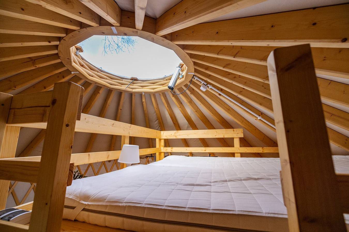 Ganze Wohnung, Cztery Stawy Glamp - Yurt "Marco Polo" in Roztocze