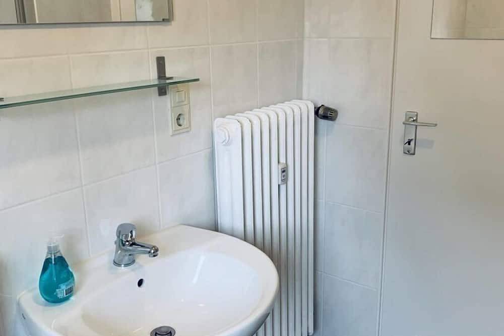 Ganze Wohnung, Gemütliche Wohnung mit Balkon am Rothaargebirge, direkt am Wald in Küstelberg, Medebach