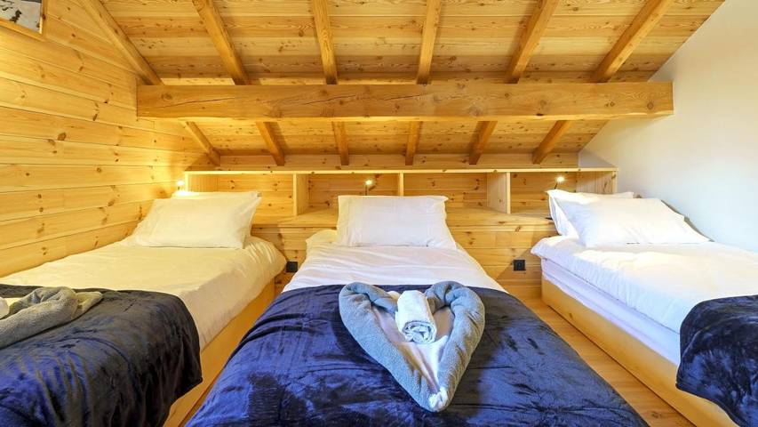 Chalet pour 15 personnes, avec jardin et jacuzzi, adapté aux familles à Risoul - 3